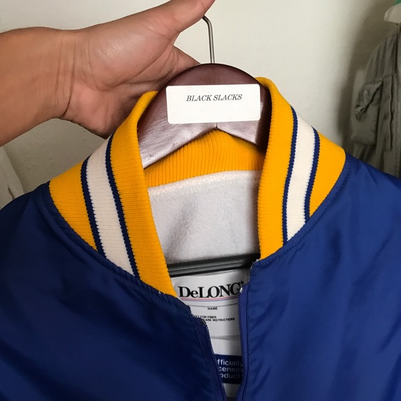 Los Angeles Rams Windbreaker - Picture 4 of 6